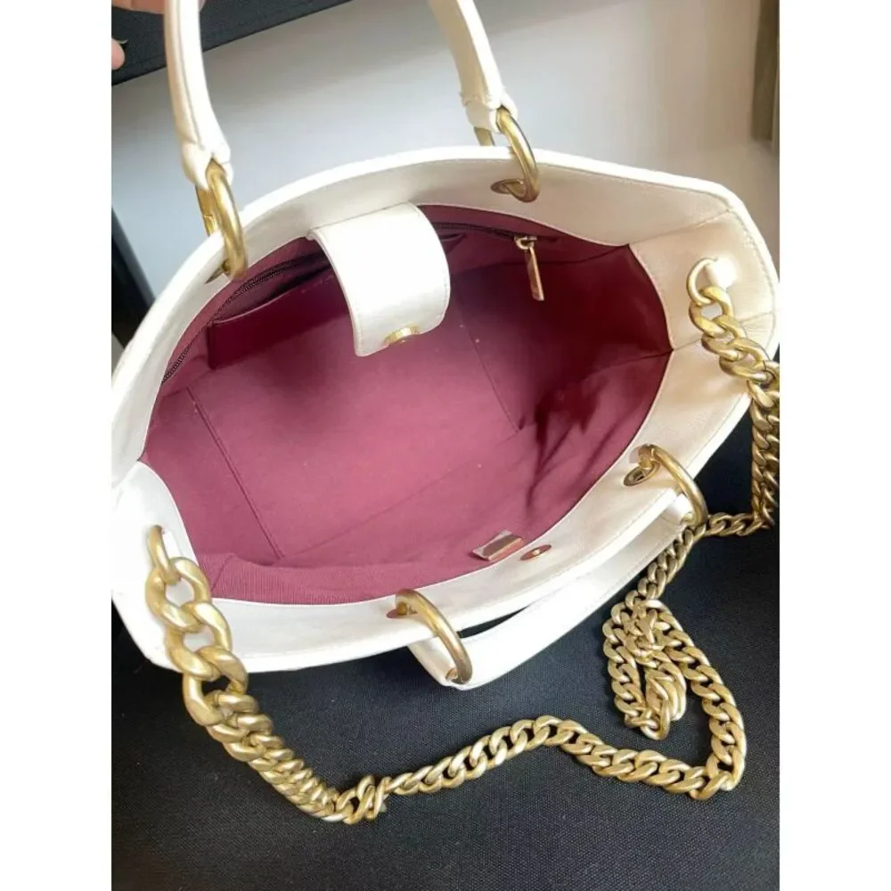 Chanel Women Pre-Loved Bag Very Good Condition